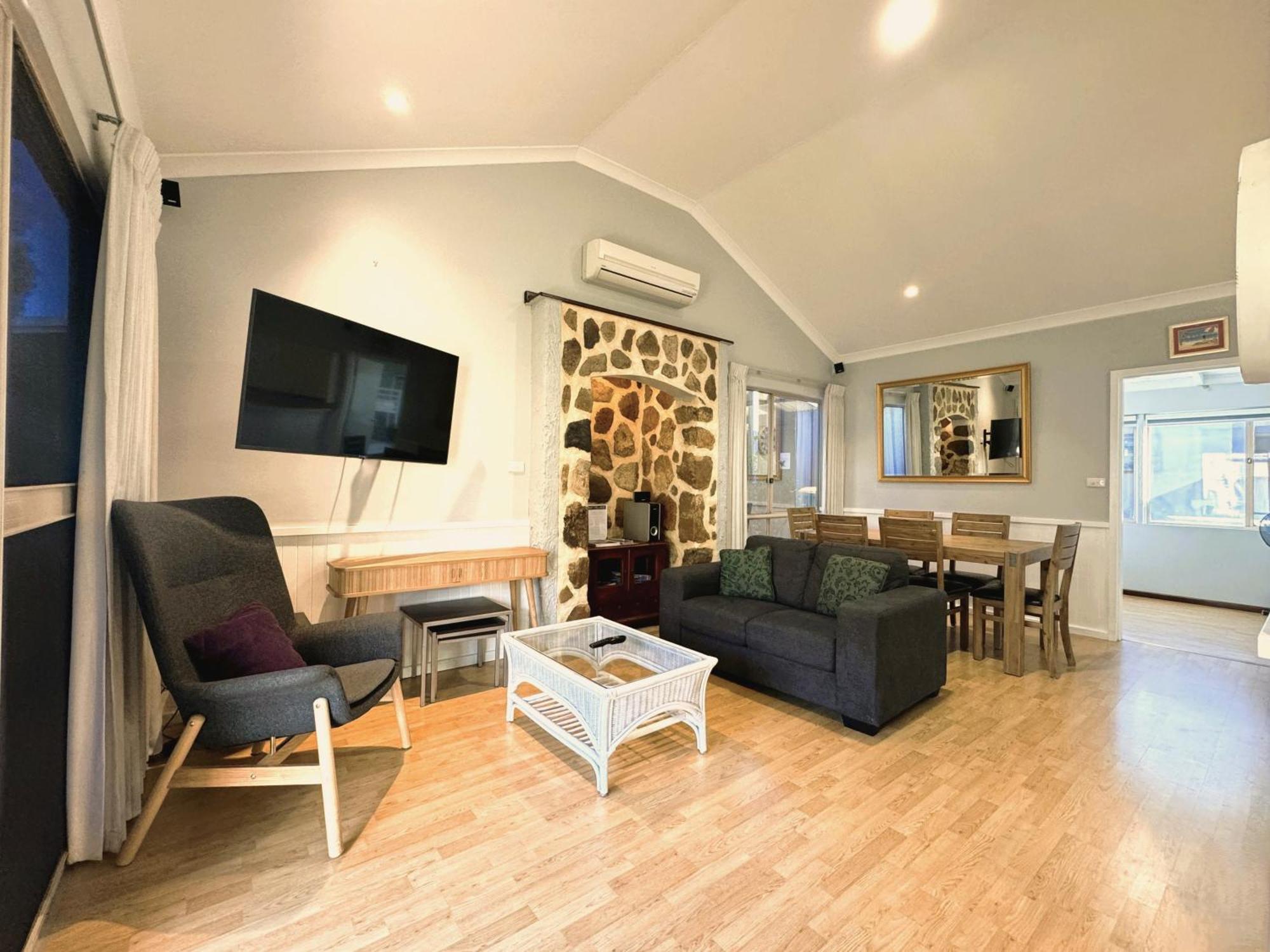 Bay Village Dunsborough Дансборо Экстерьер фото